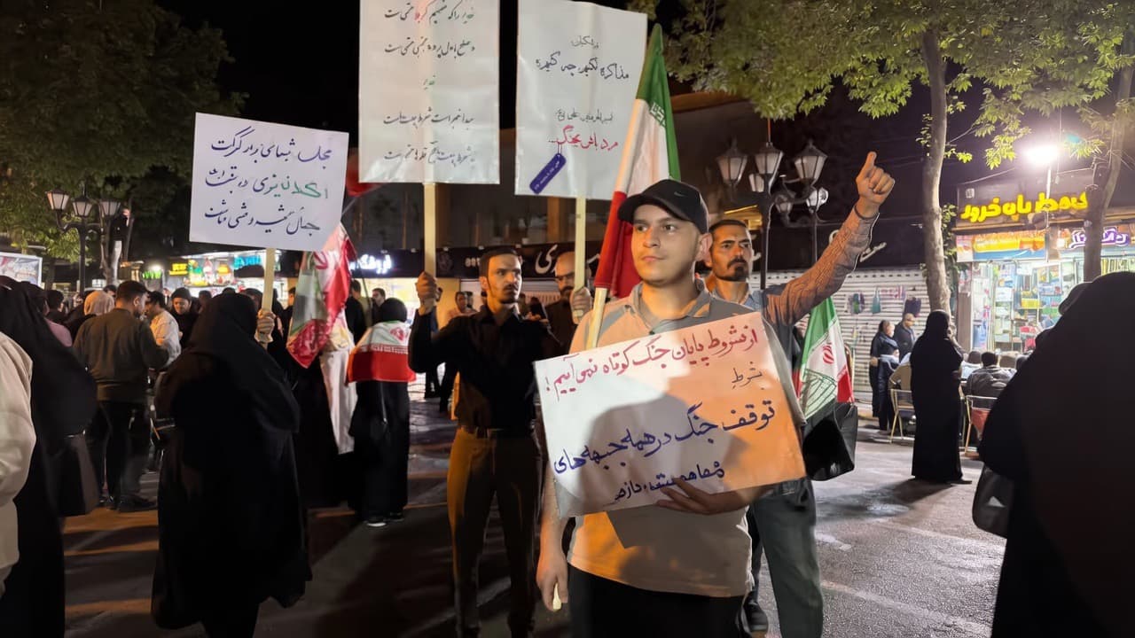 Protesters: “We want revenge for our leader’s blood, not a deal with the United States.”