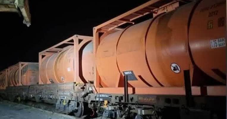 نخستين محموله ترانزيت تركيبى عراق به افغانستان از مسير ريلى ايران اعزام شد.