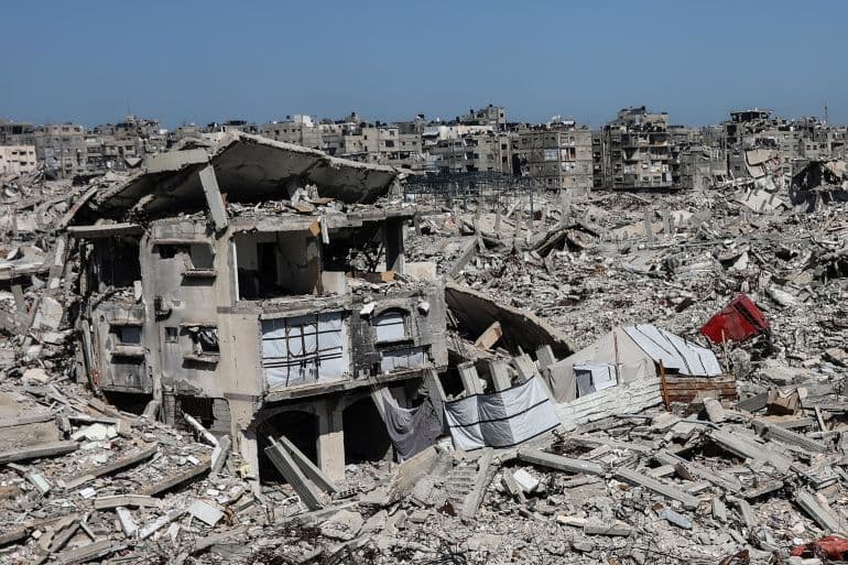 The European Union allocates one billion Dollars for the reconstruction of Gaza.