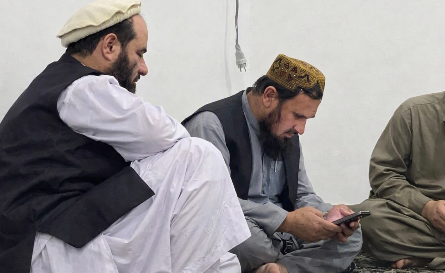 رئیس ستاد ارتش طالبان برای گفت‌وگو با جمعه‌خان فاتح به بدخشان رفته است.