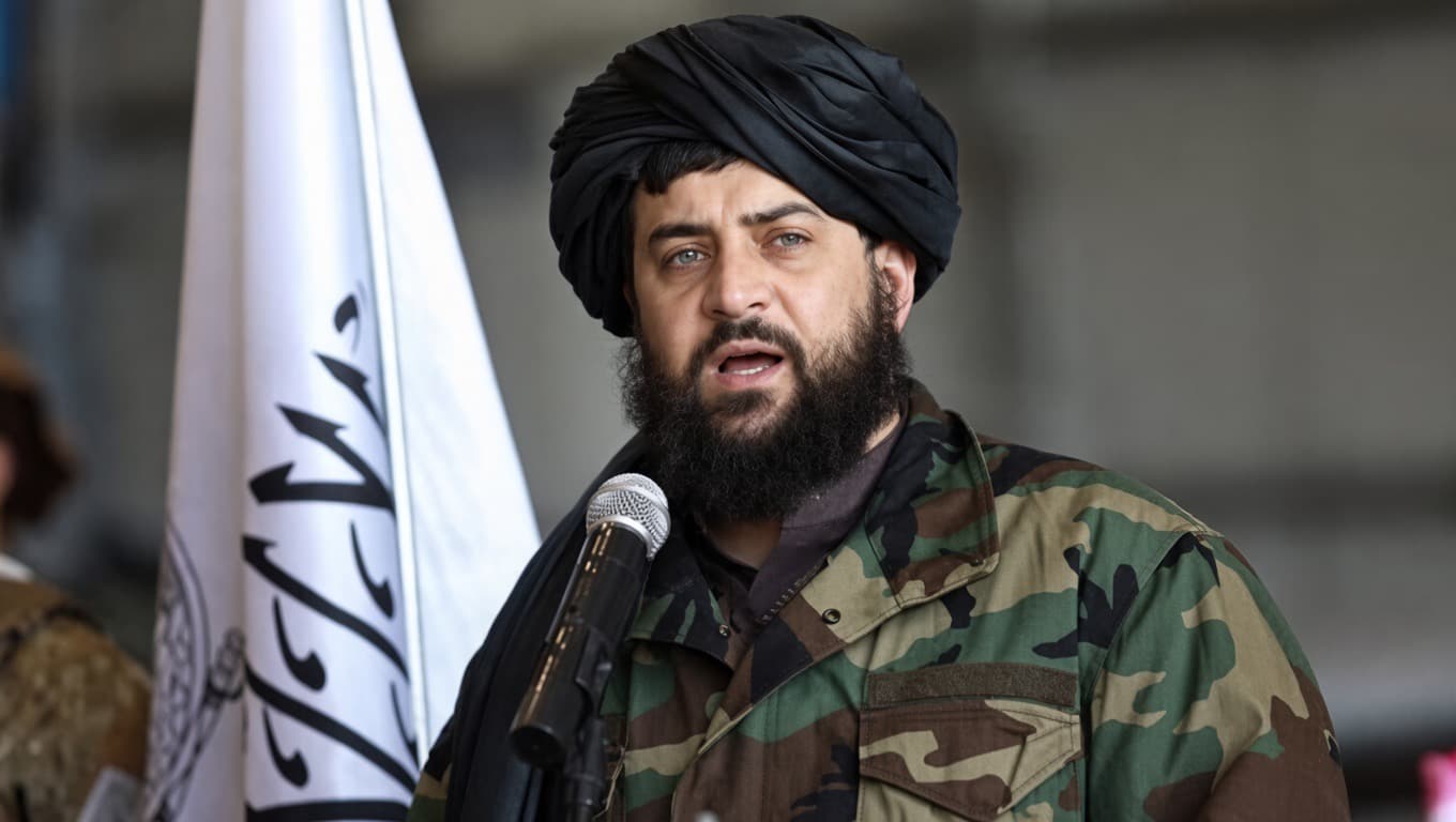 وزیر دفاع طالبان: از افغان‌ها انتظار بردگی نداشته باشید.