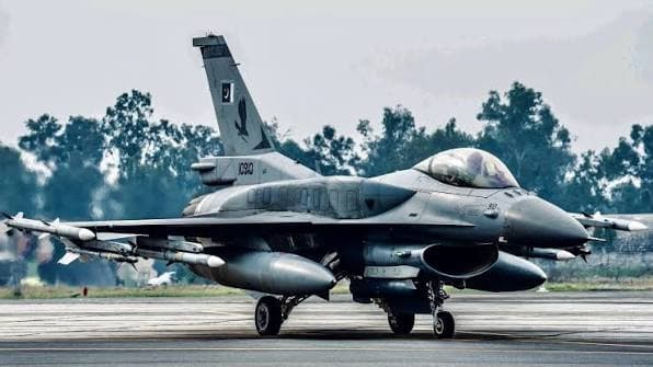 The United States has awarded a $1.288 billion contract for the radar systems of F-16 fighter jets to Pakistan.