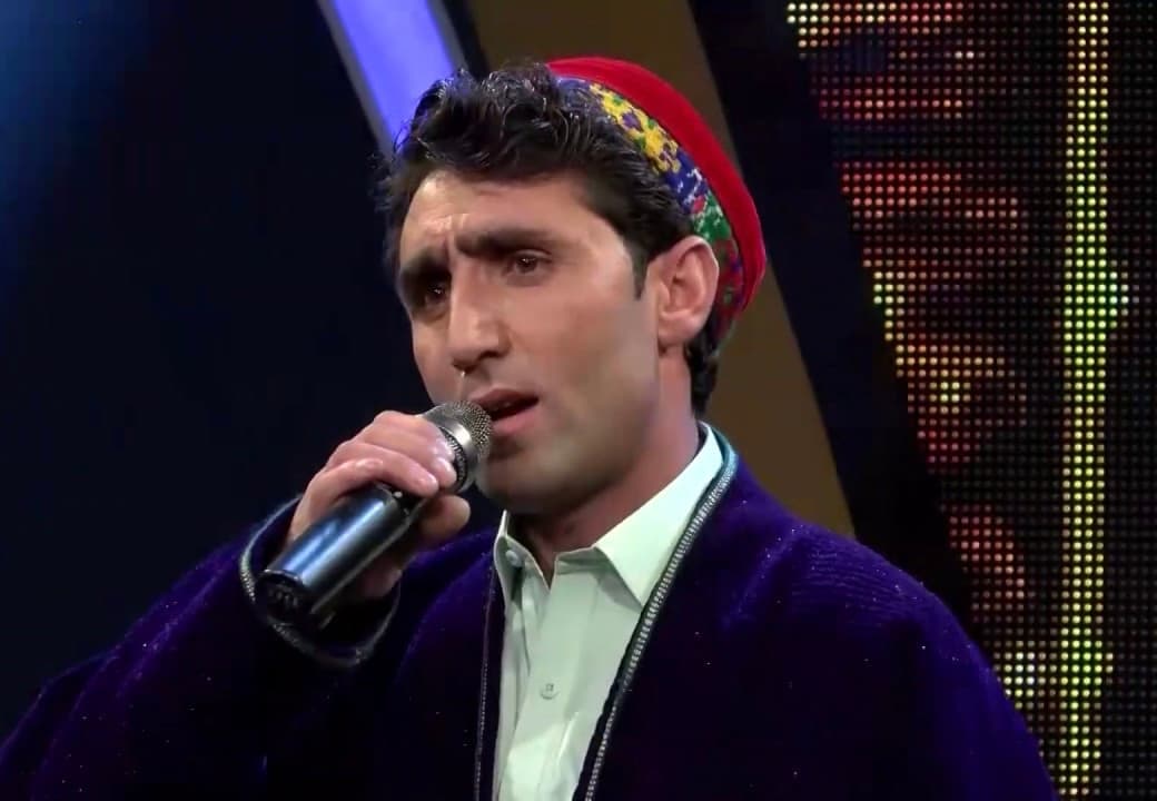 همسر سلام مفتون، أوازخوان محلى افغان توسط افراد مسلح در بدخشان كشته شد.