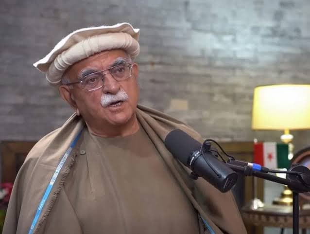 محمود خان اچكزى: خط ديورند مى تواند تنها يک« خط روى كاغذ » باشد.
