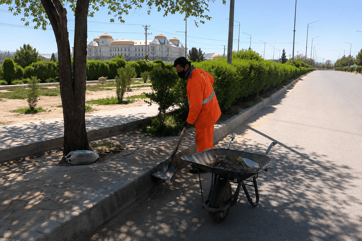 Kabul municipality: 4,500 tons of waste were collected from the city during the days of Eid al-Adha.