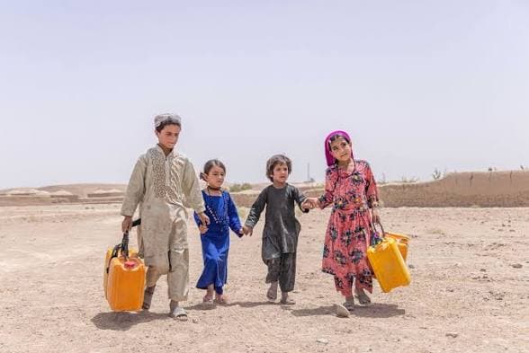 یوناما: زنان و کودکان بیش از همه از بحران آب در افغانستان آسیب دیده اند.