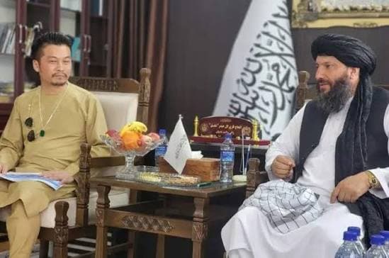 ساخت کارخانه پروسس مواد معدنی توسط یک سرمایه‌گذار چینی در بامیان .