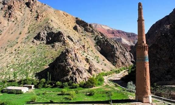 منابع؛ حدود ٧٠ تن از بزرگان قومى ولسوالى تيوره پس از سفر به فيروزكوه ناپديد شده اند.