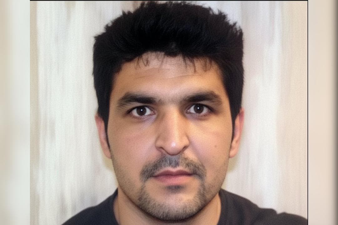 U.S. Prosecutors seek death penalty for former Afghan Commando.