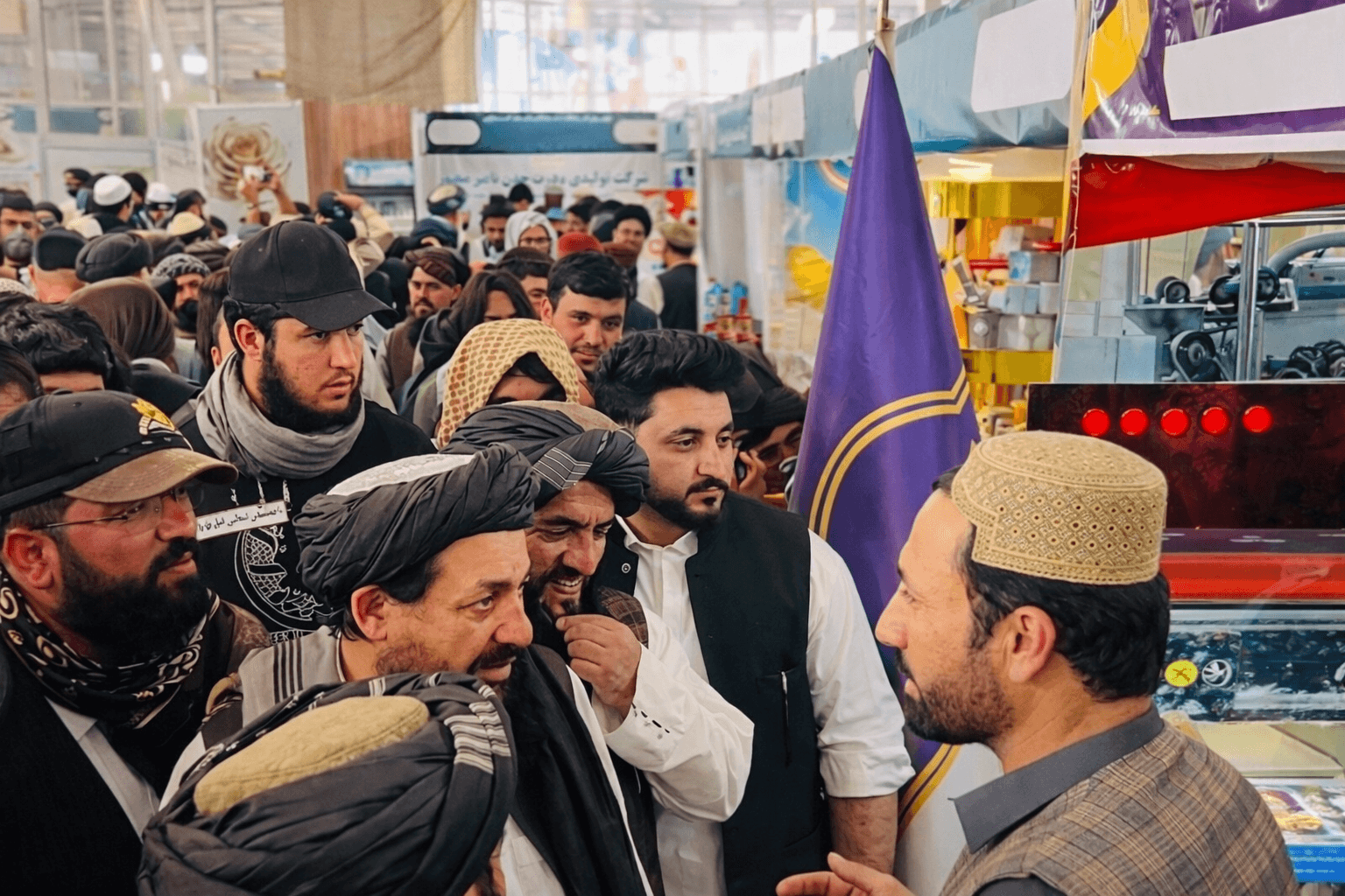 Inauguration of the domestic product exhibition in Ghazni.