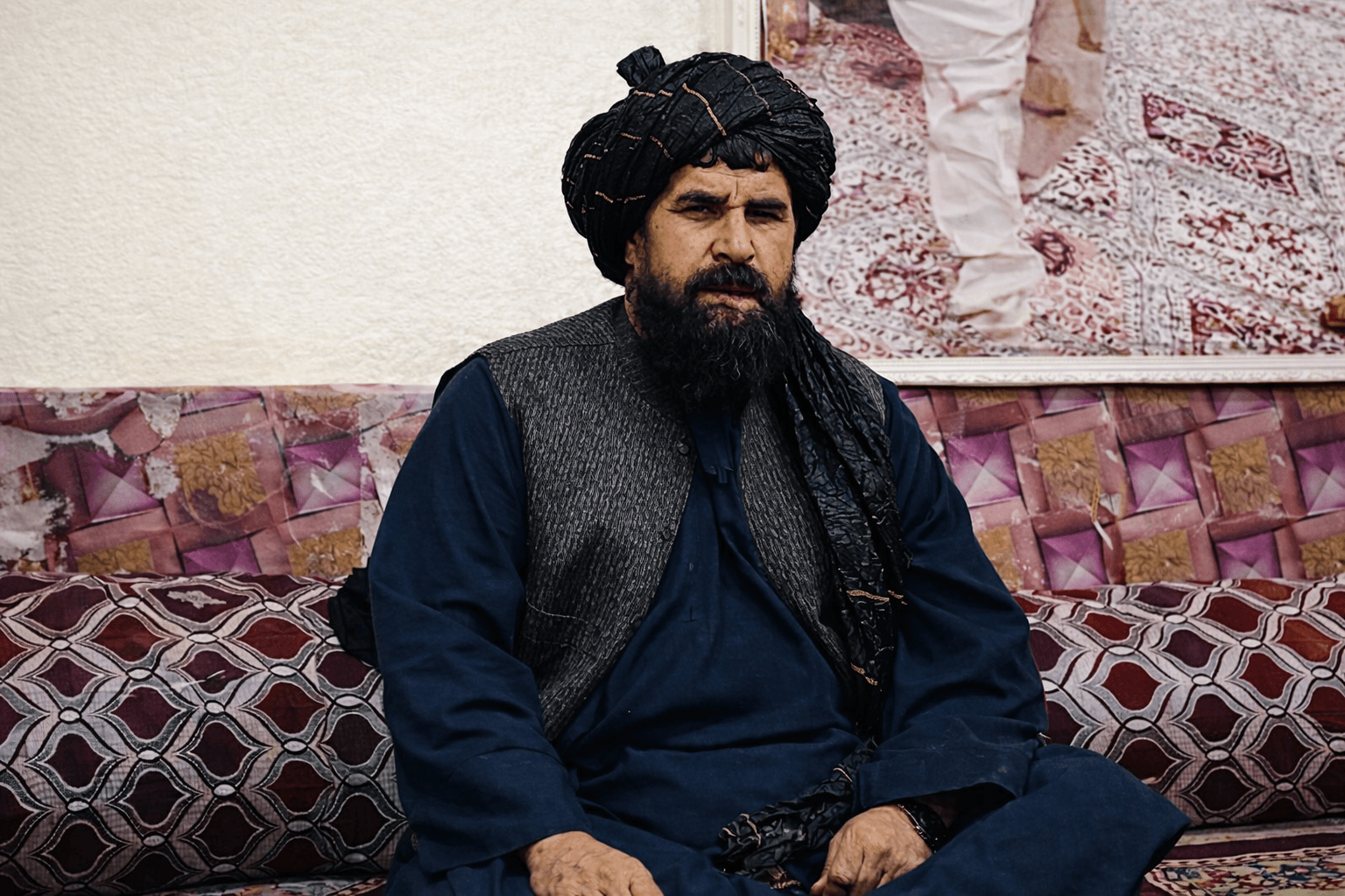 افراد مسلح ناشناس در کندهار، محمد اکبر، فرمانده نزدیک به جنرال رازق را هدف قرار دادند.