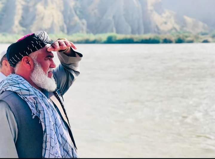 تنش در چاه‌آب ؛ طالبان فرمانده تاجیک‌تبار خود، غلام‌حسین را دوباره مسلح می‌کنند.