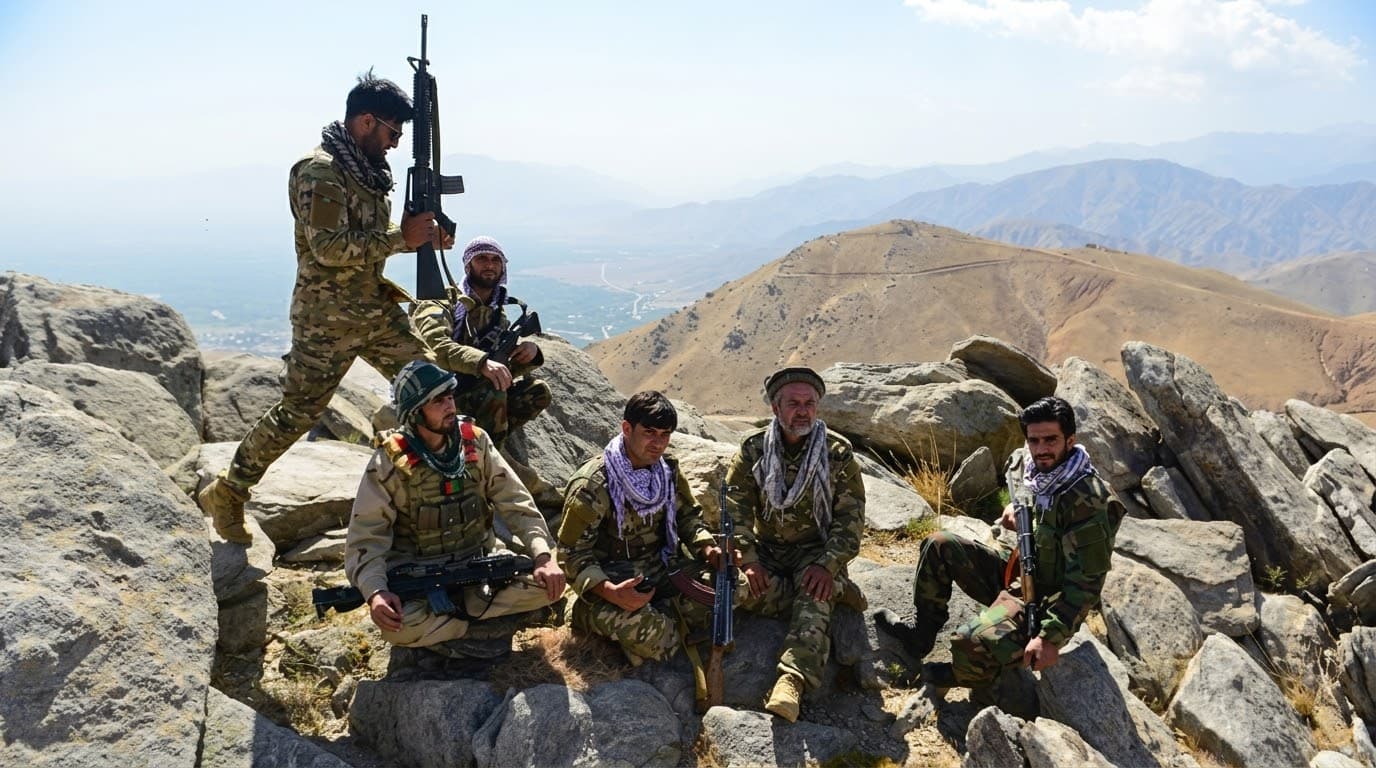 جبهه آزادی: در بدخشان نزدیک به نیم ساعت با طالبان درگیر شدیم.