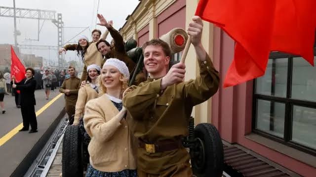 The three-day ceasefire between Russia and Ukraine has entered a new phase.