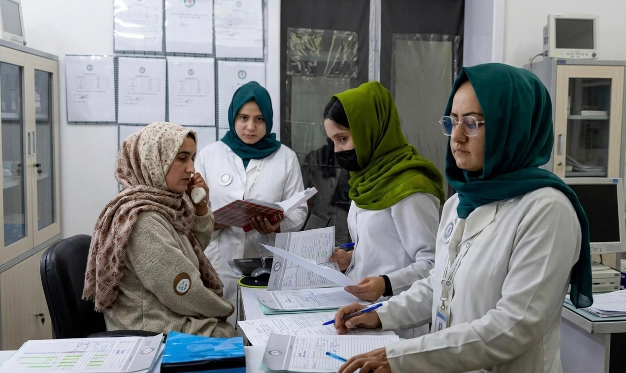 طالبان داشتن محرم شرعى را شرط كار زنان در مراكز صحى كردند.