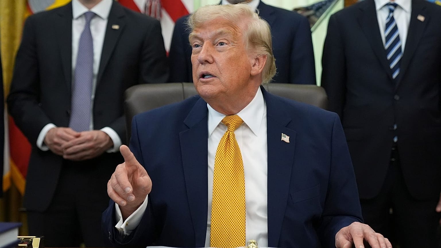 Trump: Continued attacks will bring about the end of the Islamic Republic.