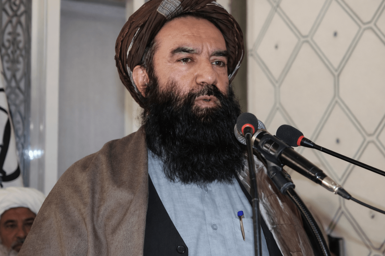 د طالبانو وزیر: د اسلامي امارت د نظام مخالفین نور په افغانستان کې ځای نه لري.