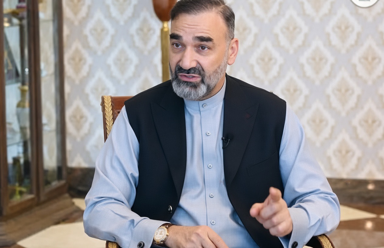 عطا محمد نور: بيشترين مسئوليت وضعيت كنونى افغانستان به دوش حامد كرزى است.