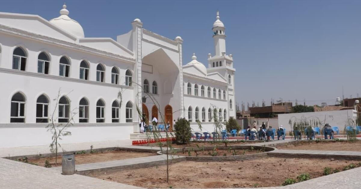 په هېواد کې د شته اقتصادي ستونزو سره هم مهاله په هرات کې یو نوی جومات د ۲۵ میلیونه افغانیو په ارزښت ګټه اخیستنې ته وسپارل شو.