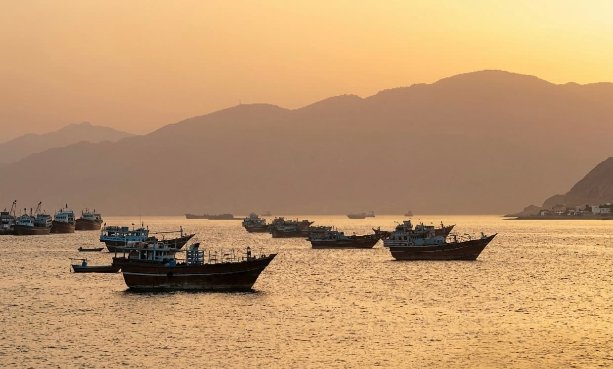 CENTCOM: Reports of the closure of the Strait of Hormuz are false.