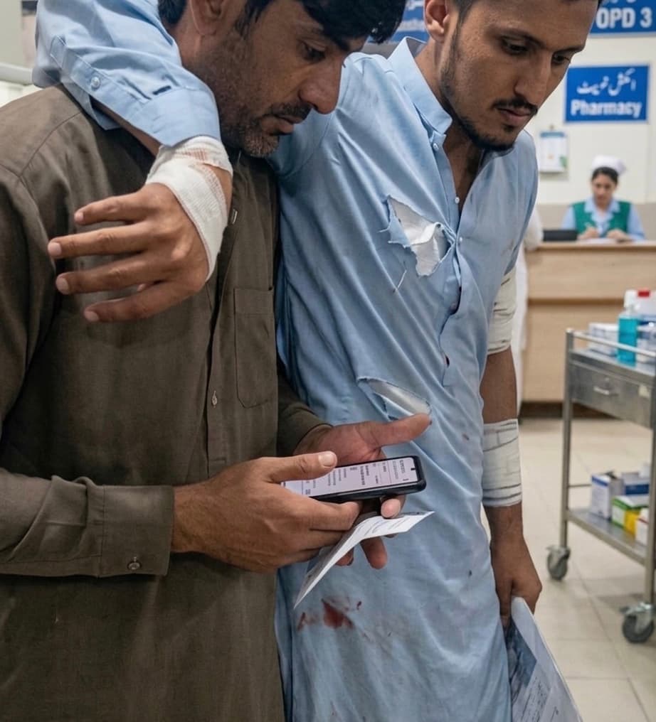 ننګرهار: د طالبانو يوه ځايي قوماندان يو ځوان په چړو وهلى دى.
