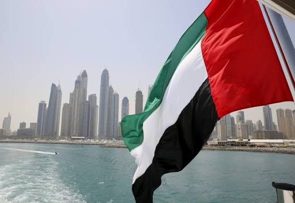 رويترز؛ امارات با آزادسازى ميلياردها دالر دارايى هاى ايران موافقت كرده است.