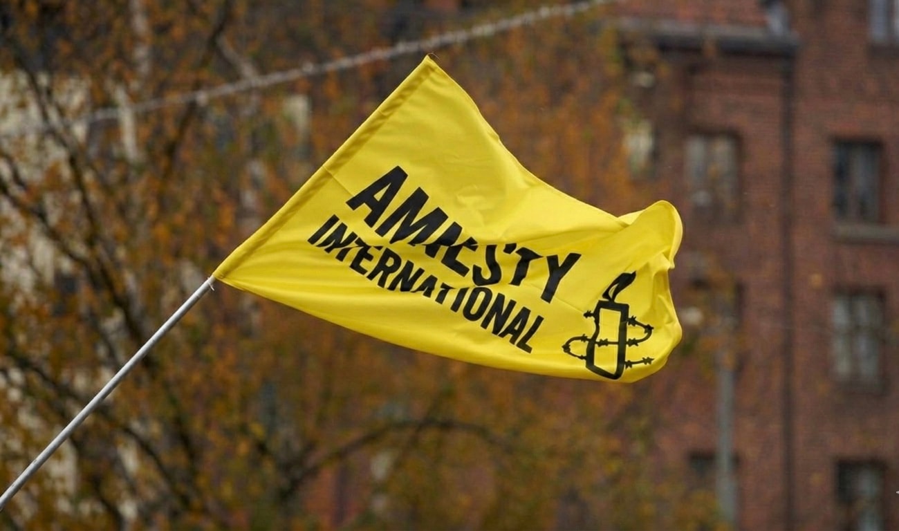 Amnesty International: Pakistan must immediately lift internet restrictions in “Azad Kashmir.”