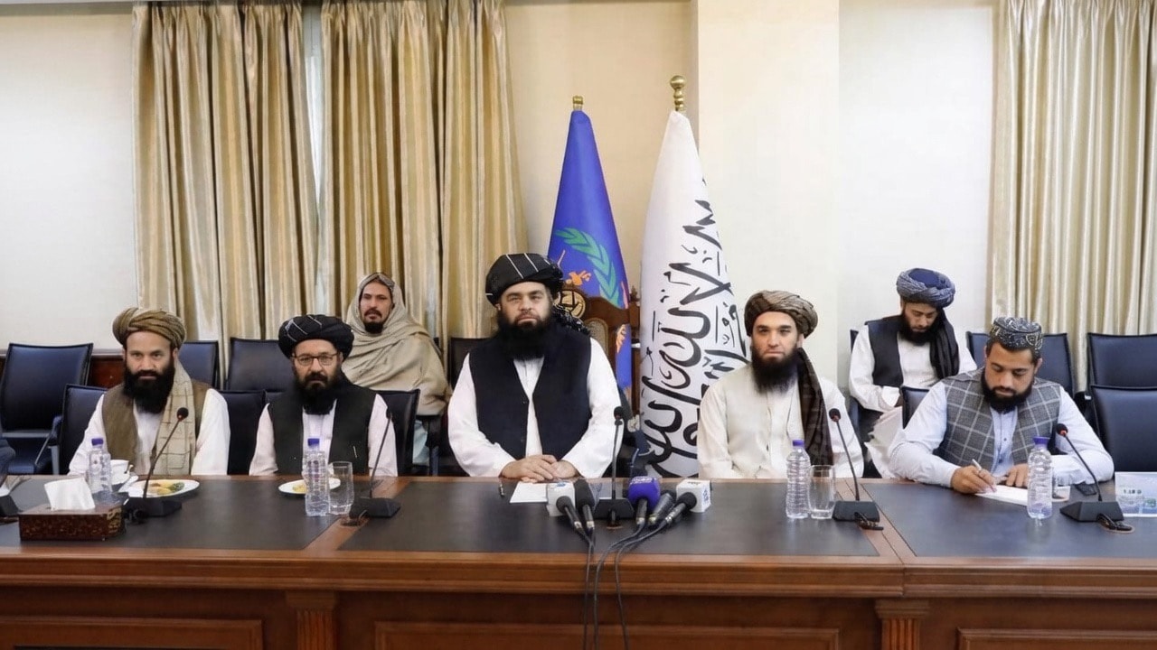 طالبان با سازمان ملل درباره وضعیت مهاجران افغان، اخراج اجباری و کمکهای بشردوستانه گفتوگو کردند.