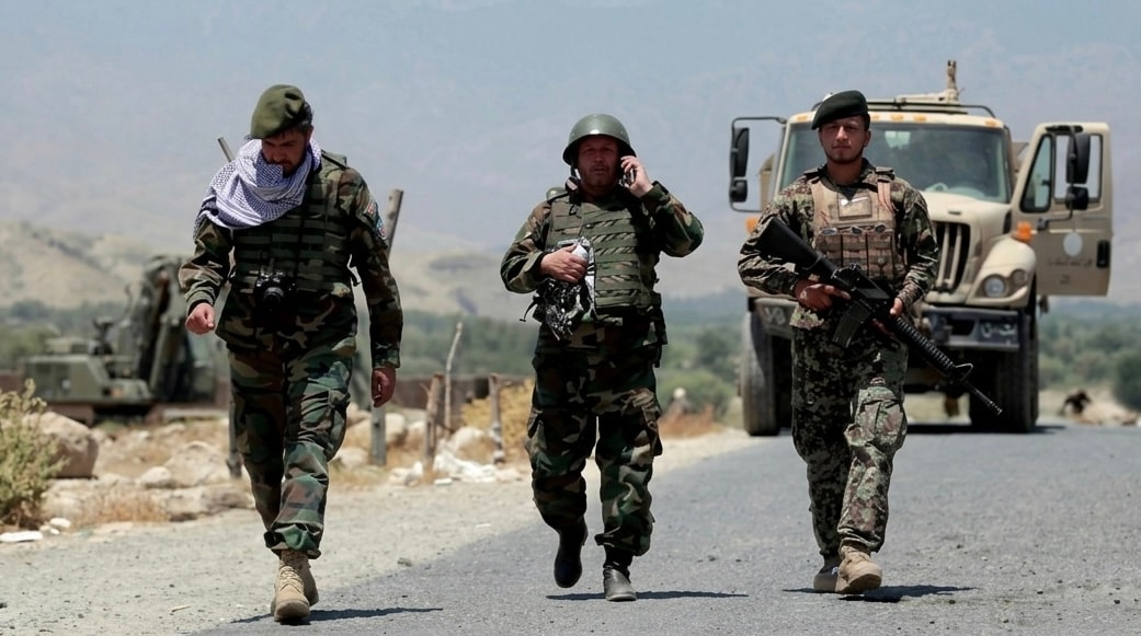 Taliban arrest four former military personnel of the previous republic in Badakhshan.