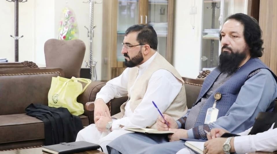 The United Nations is set to establish a residential settlement and a carpet-weaving factory in Kabul for returning Afghan refugees.
