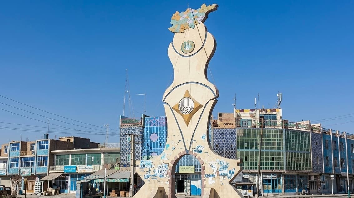 په نيمروز كې د «سپاهيان ميهن جبهي» د غريتوب په توراته كسان نيول شوي.