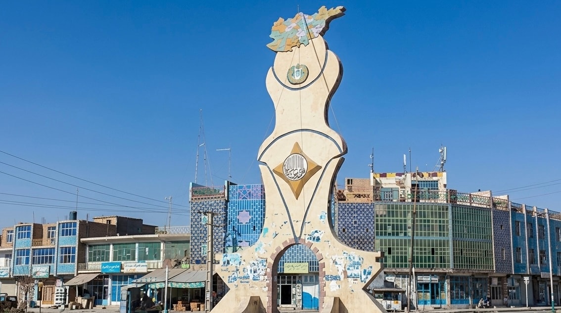 Eight people arrested in Nimroz on alleged membership in the “Sepahian-e Mihan front”