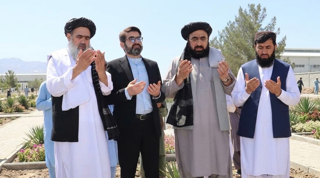 طالبان در هرات یک کارخانه تولید دارو را به ارزش ۳۰ میلیون دالر افتتاح کردند.